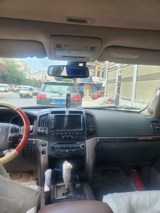 صالون VXR 2009  فل كامل 8 بستون توماتيك فتحه سقف