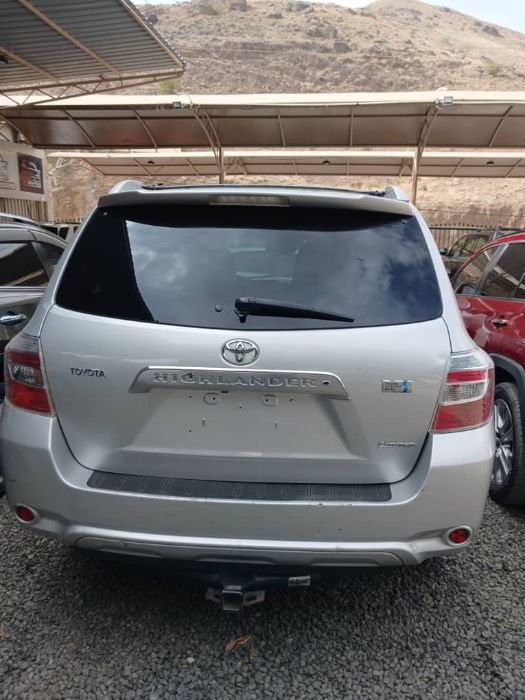 هايلندر 2009