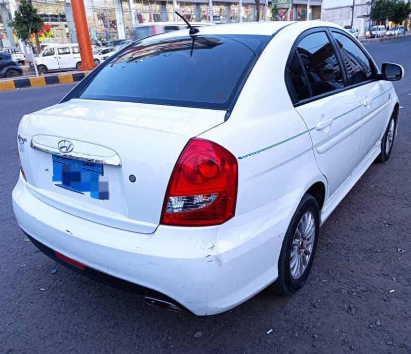 هيونداي اكسنت 2011