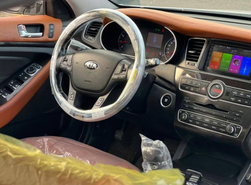 Kia K7 Limited