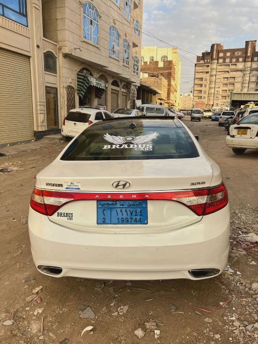 هيونداي ازيرا