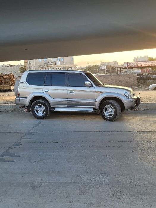 برادو  تويوتا