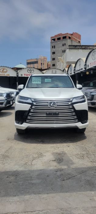 لكزس LX600