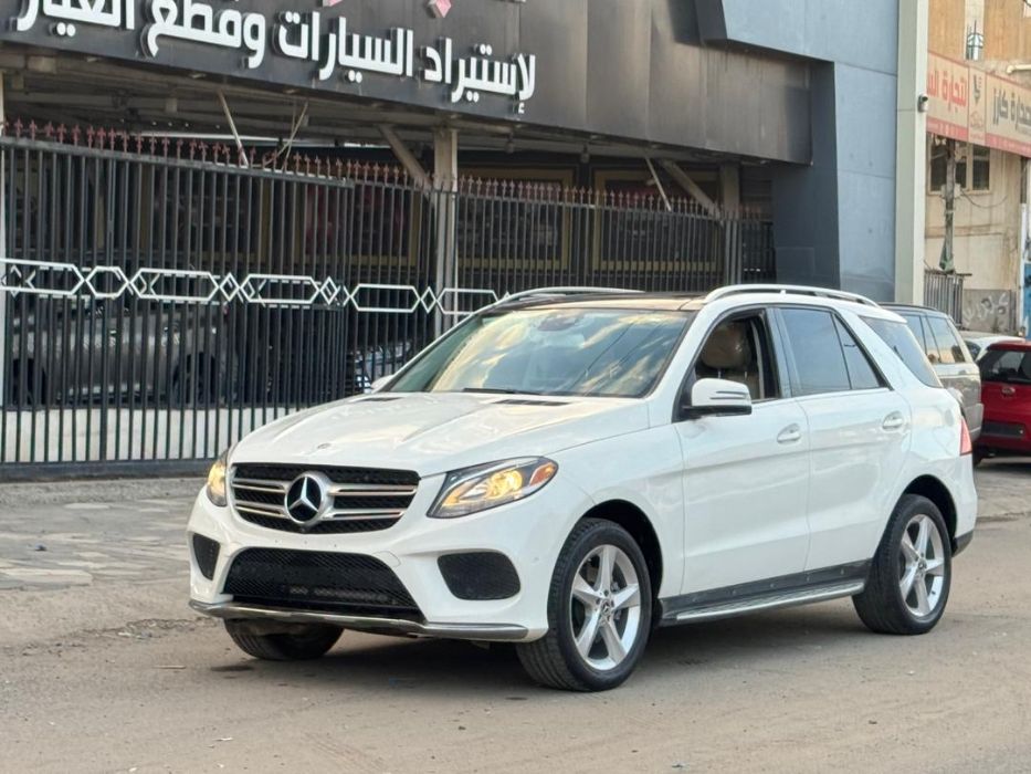 مرسديس جي ال اللون الأبيض ٢٠١٨