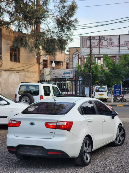 🚘 للبيع كيا برايد موديل 2012_فل كامل_ وارررررد كوريا_ لون أبيض 🤍
 السعر: 5,200 دولار 
🔽جميع المواصفا