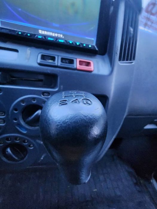 باص تونسي جير عادي  بدون جمارك
