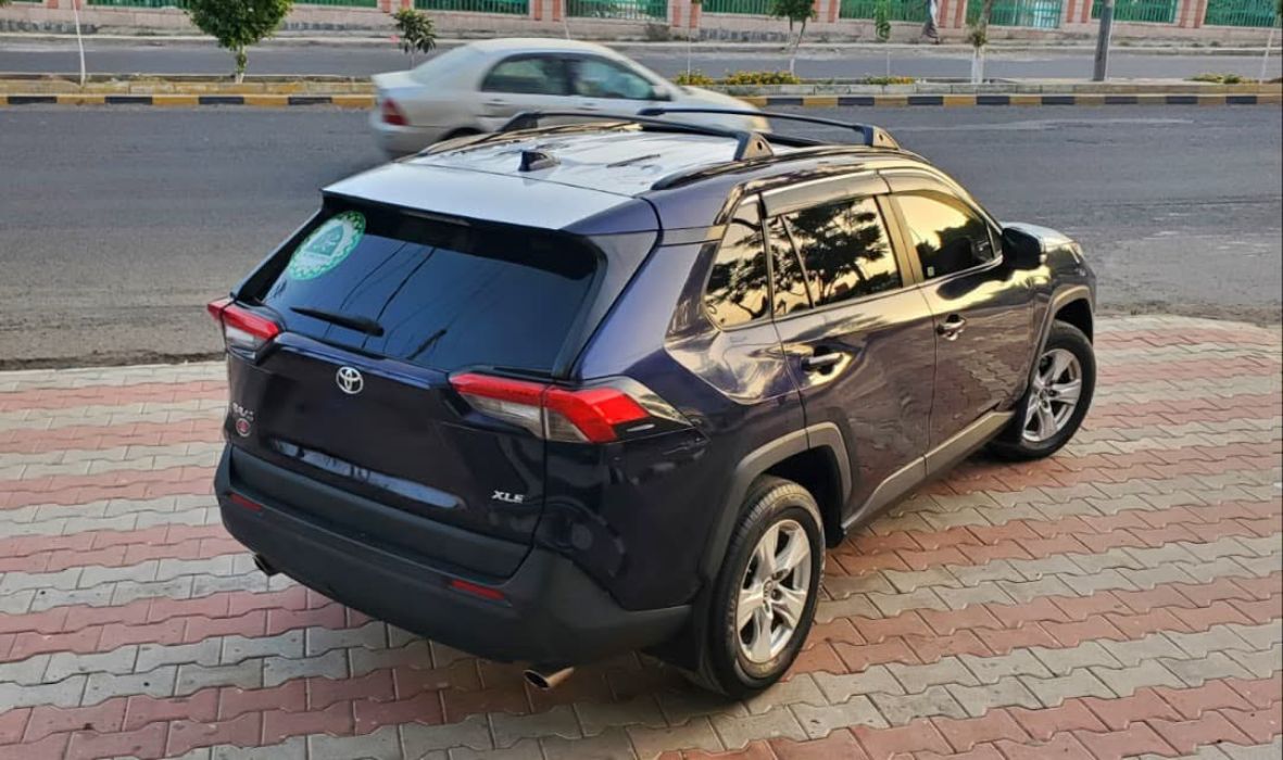 راف فور Toyota RAV4 XLE موديل 2020
