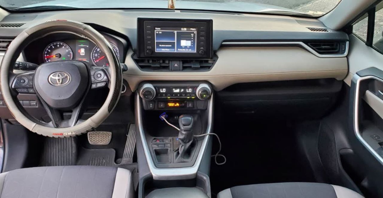راف فور Toyota RAV4 XLE موديل 2020