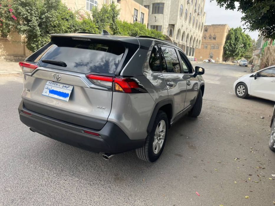 تويوتا راف فور  RAV4 موديل 2021، فئة XLE