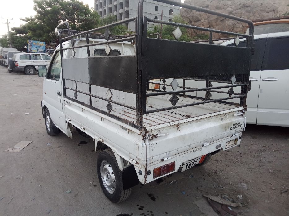سوزكي دباب