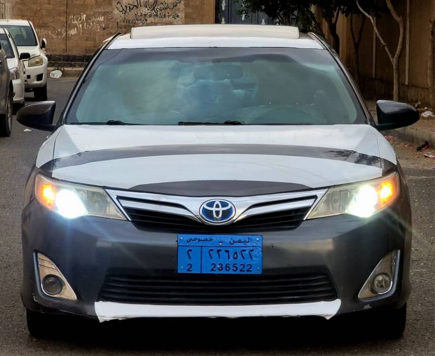 🚘 للبيع تويوتا كامري موديل 2012 هايبرد _XLE فل كامل_واررررد أمريكي _لون زيتي 💚
السعر: 7,500 دولار