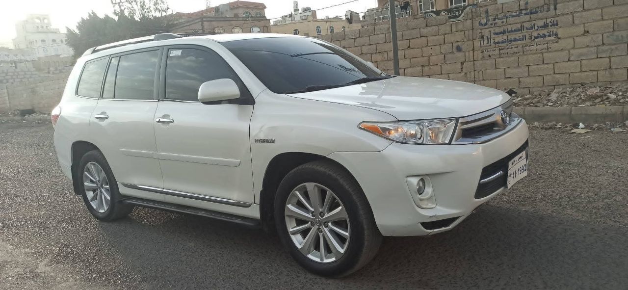 هيلاندر هايبرد 2012