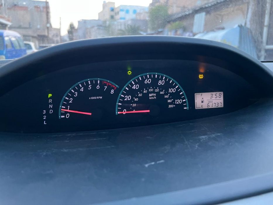 يارس وارد امريكي ماشي61الف فقط