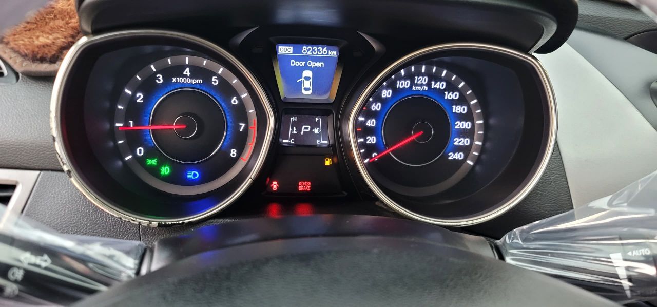 🚘 للبيع إلنترا موديل 2013_فئة GLS_وارررررد تايواني_لون أحمر❤️
السعر: 5,500 دولار