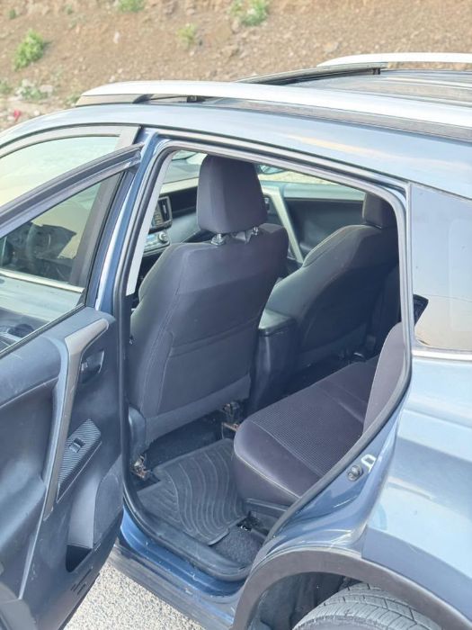 🚘 للبيع رافور موديل 2013_فئة XLE_وارررررد أمريكي_ لون بحري 💙
السعر: 11,000 دولار