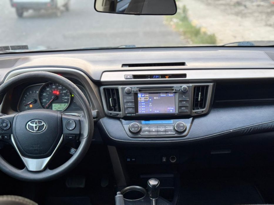 🚘 للبيع رافور موديل 2013_فئة XLE_وارررررد أمريكي_ لون بحري 💙
السعر: 11,000 دولار