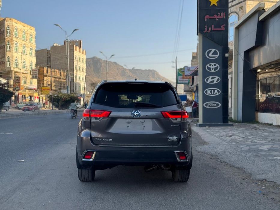 هيلاندر 2018