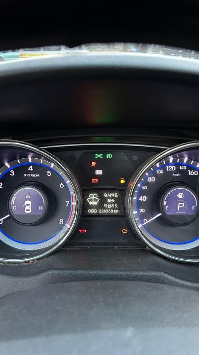 🚘 للبيع هيونداي سوناتا موديل 2010 _ وارررد كوريا_فل كامل رقم واحد_بانوراما بصمة_لون فضي🩶
السعر: 4,50