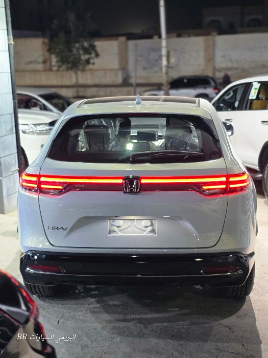 *هوندا HR-V*