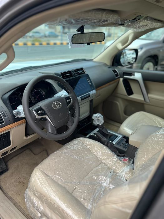 برادو برنزي