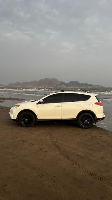 راف فور بيضاء