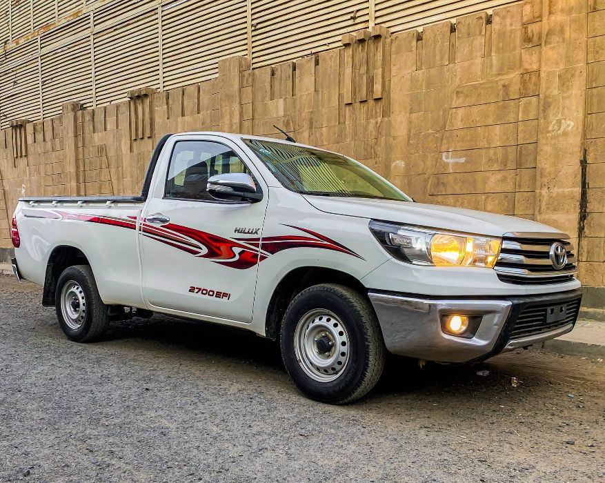 تويوتا  Hybrid