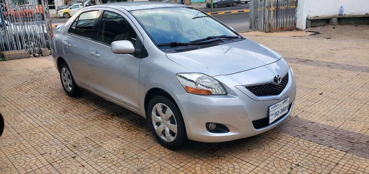🚘 للبيع تويوتا يارس موديل 2009_شوكتين_ وارررررد أمريكي _لون فضي🩶
السعر: 6,500 دولار