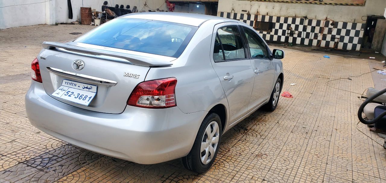🚘 للبيع تويوتا يارس موديل 2009_شوكتين_ وارررررد أمريكي _لون فضي🩶
السعر: 6,500 دولار