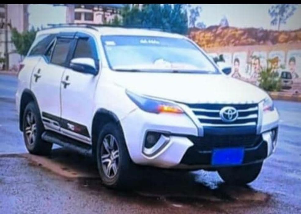 لاندكروزر