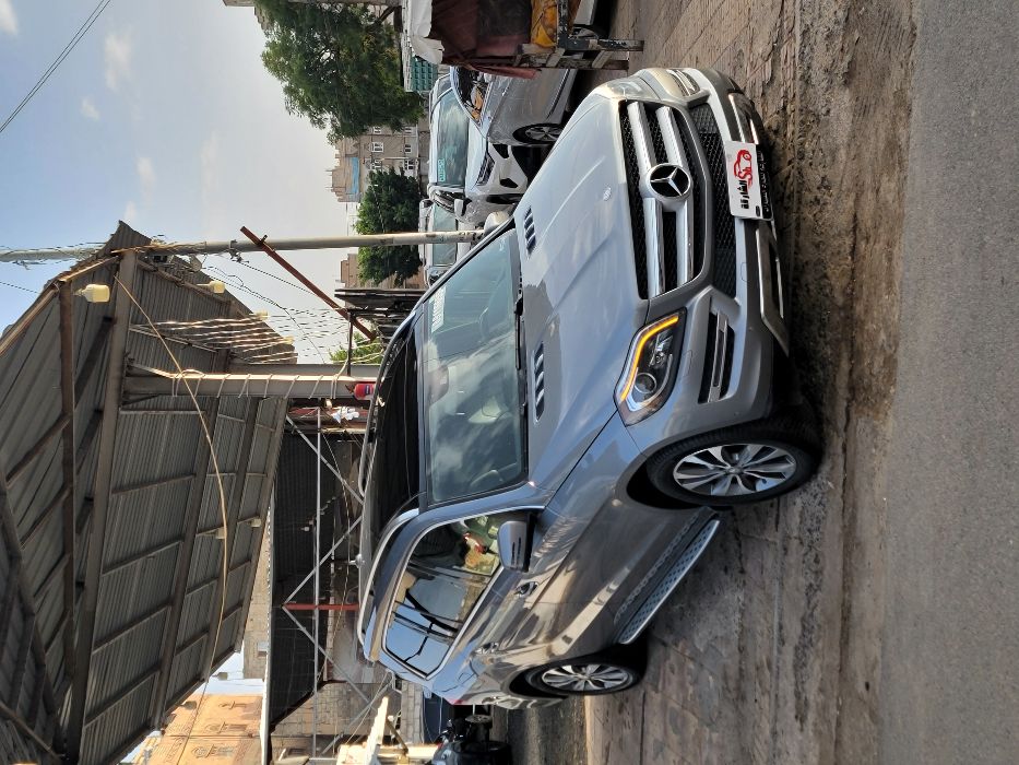 MERCEDES-BENZ_GL450_2015_ NUMBER_ONE