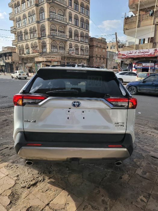 تويوتا راف فور