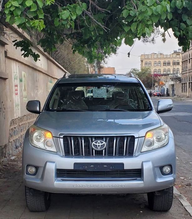 🚘 للبيع تويوتا برادو_TX_L موديل 2011_ وارررررد خليجي _ لون فضي 🩶
السعر: 75,000 ريال سعودي