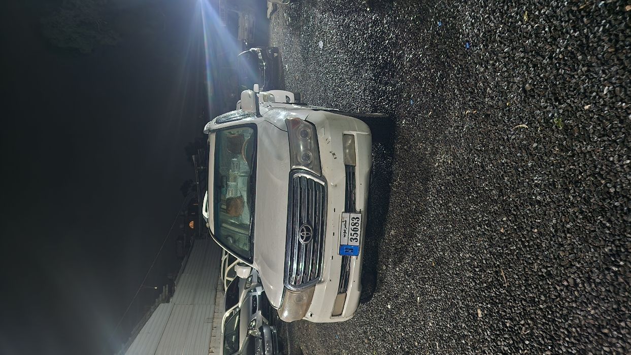🚘 للبيع تويوتا لاند كروزر صالون GXR موديل 2008 _ خليجي _ لون أبيض 🤍
السعر: 38,000 ريال سعودي