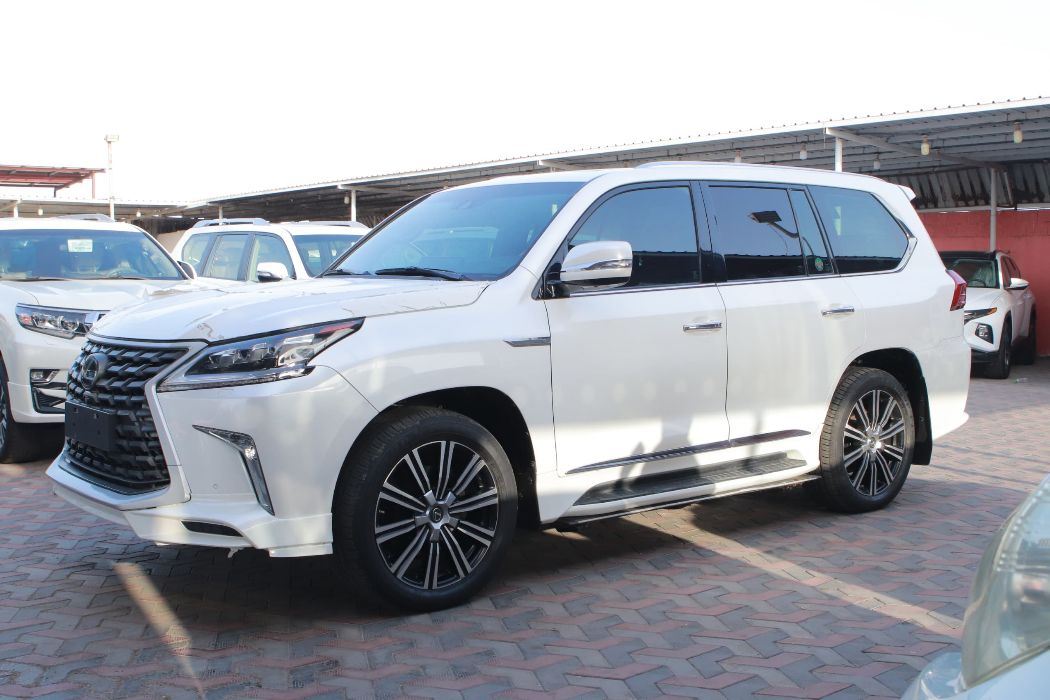 لكزيز LX 570
