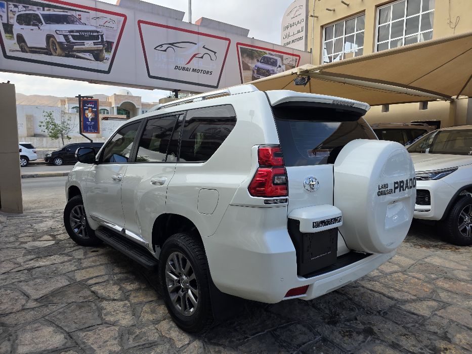 برادو لاند كروزر VXR2018