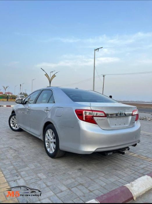 تايوتا كامري 2012