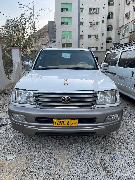 لاندكروزر 2005