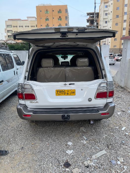 لاندكروزر 2005