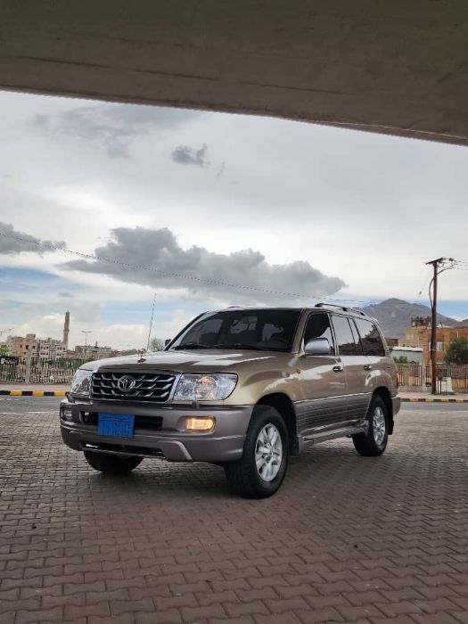 صالون GXR 2005