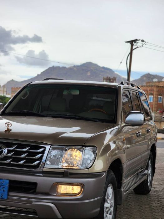 صالون GXR 2005