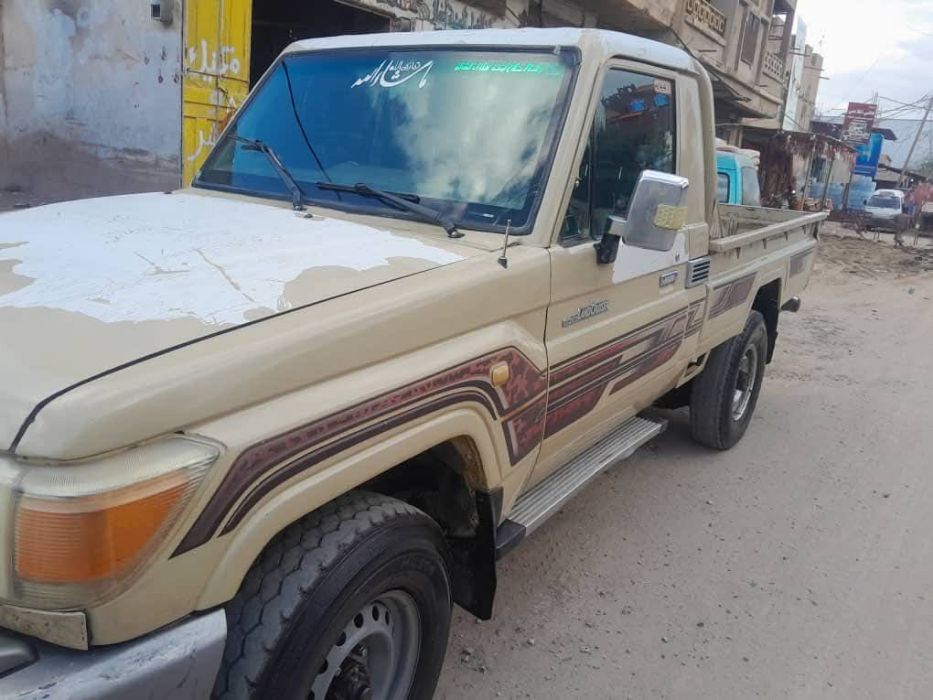 تويوتا شاص 2013