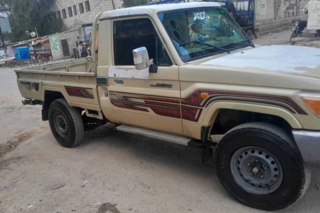 تويوتا شاص 2013